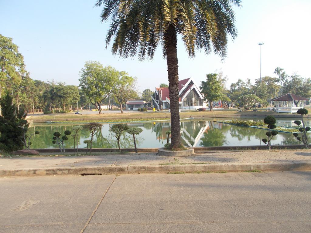 A.P.Garden Hotell Kalasin Exteriör bild