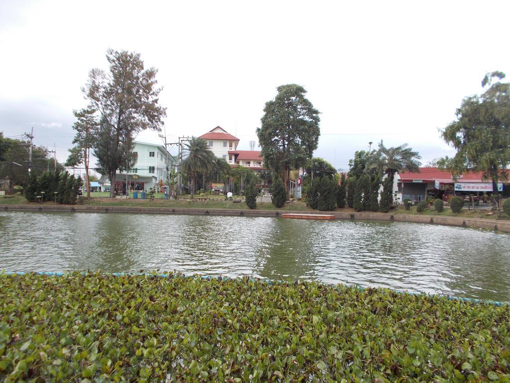 A.P.Garden Hotell Kalasin Exteriör bild