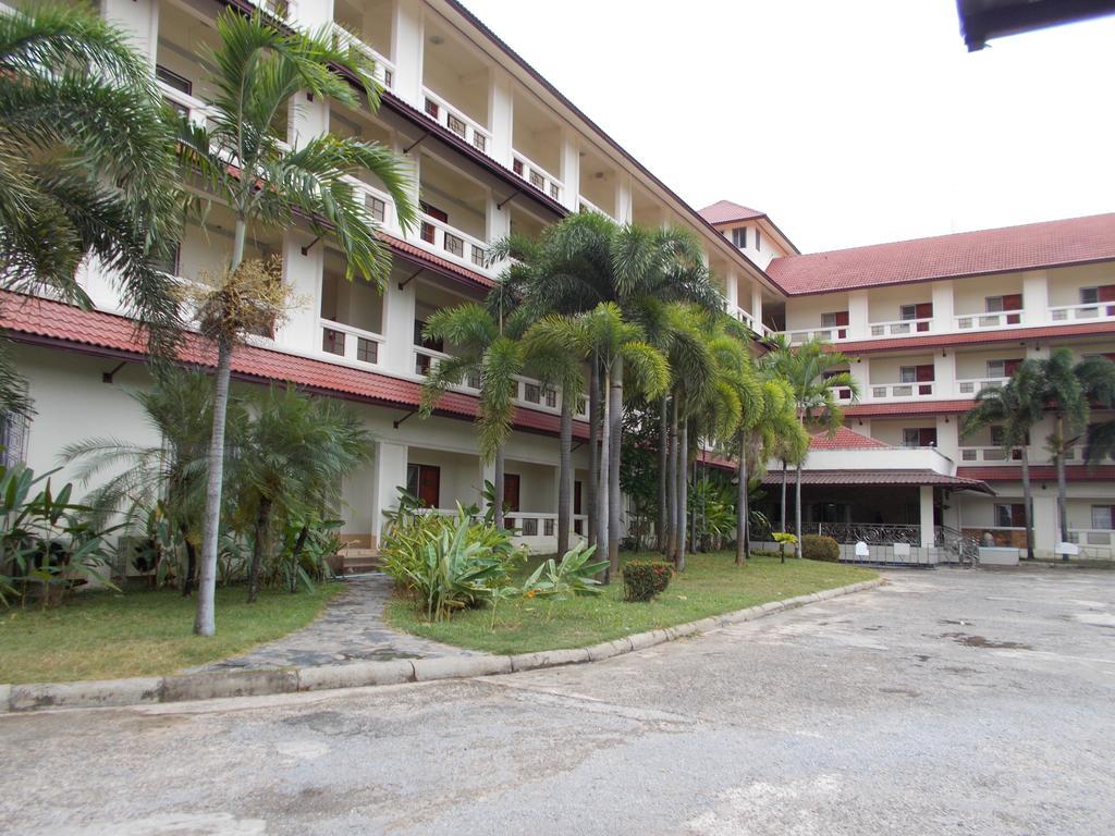 A.P.Garden Hotell Kalasin Exteriör bild