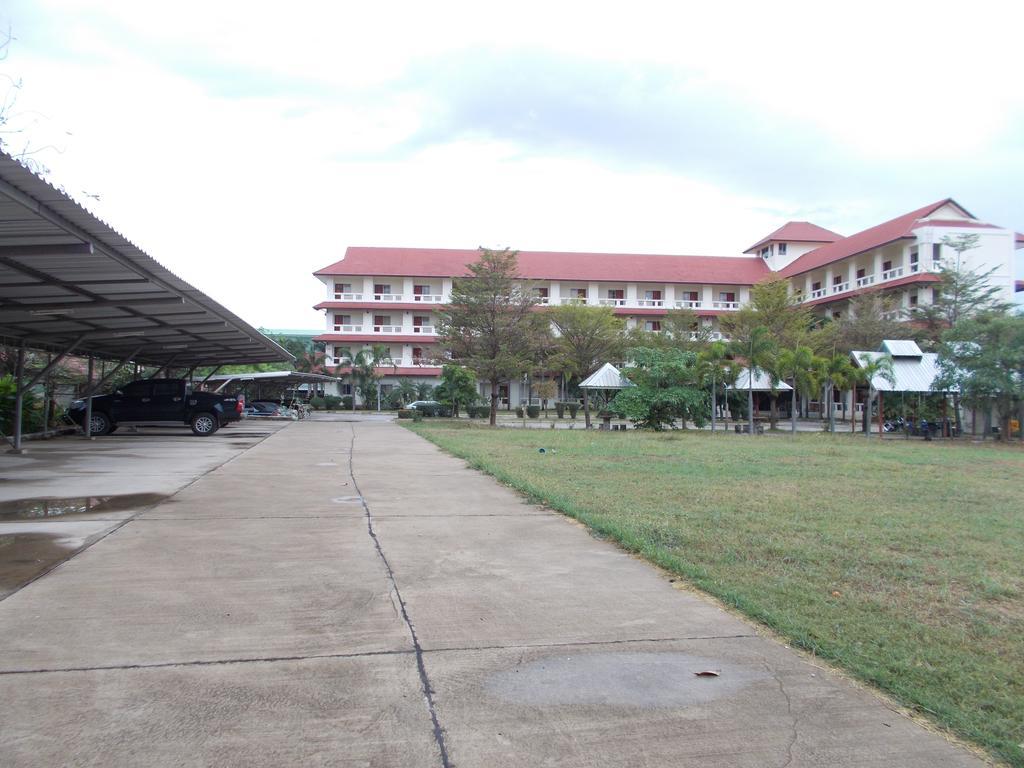 A.P.Garden Hotell Kalasin Exteriör bild