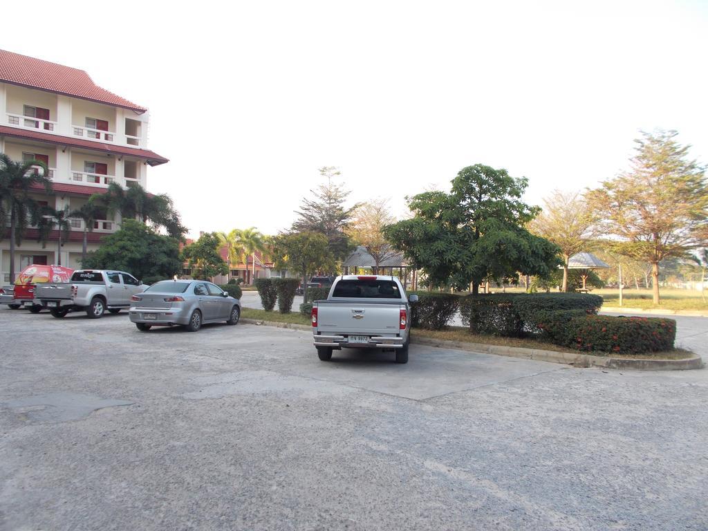 A.P.Garden Hotell Kalasin Exteriör bild