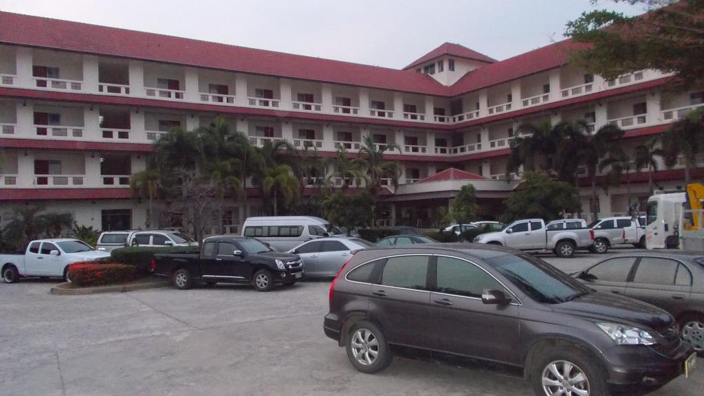 A.P.Garden Hotell Kalasin Exteriör bild